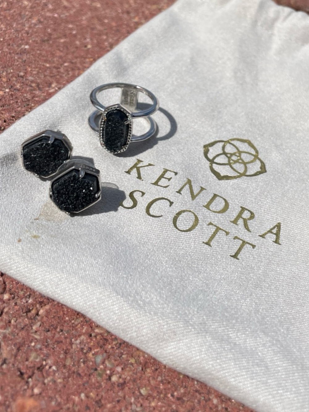 Kendra Scott Black Drusy Silver Ring & Stud Earrings Set